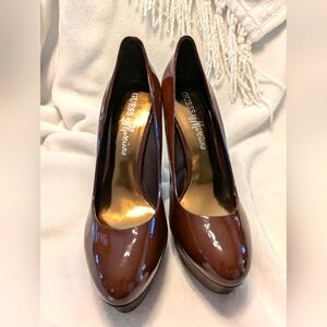 Guess by Marciano Round Toe Brown Stiletto Heels leather 8.5